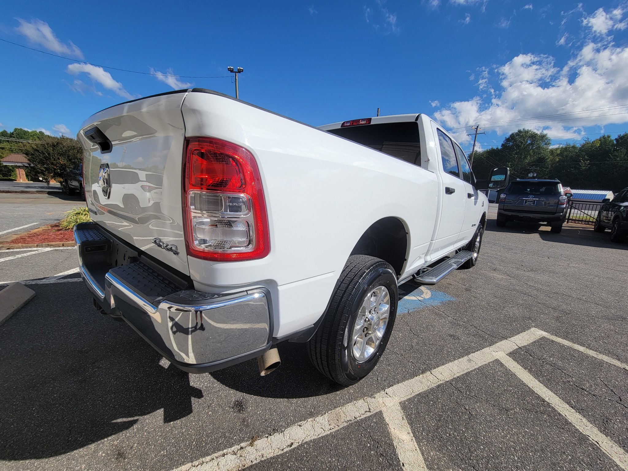 Used 2024 RAM 2500 Big Horn image 17
