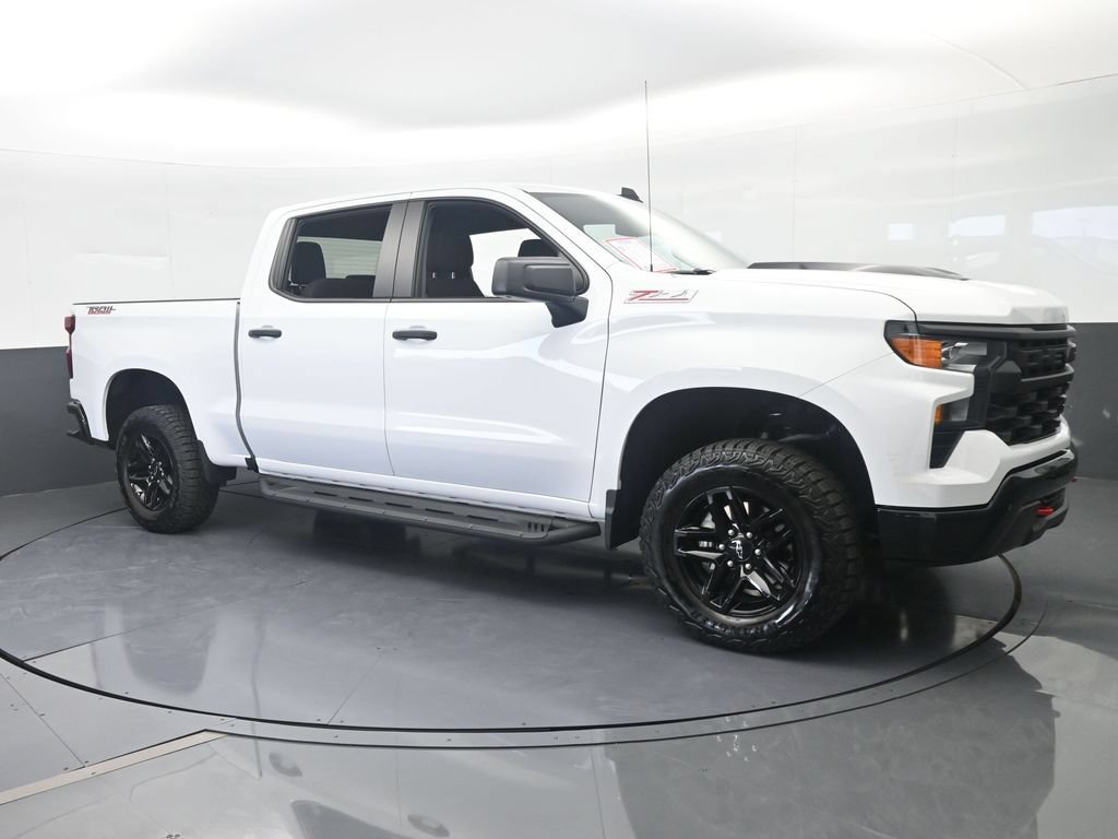 Used 2024 Chevrolet Silverado 1500 Custom Trail Boss AWD/4WD image 8