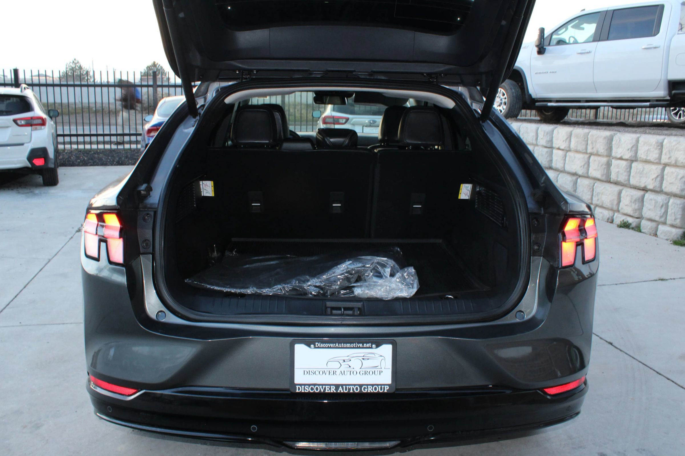 Used 2021 Ford Mustang Mach-E Premium image 3