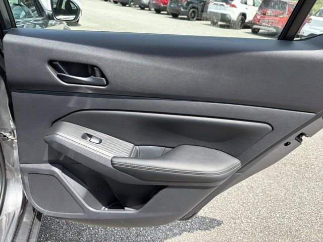 Used 2025 Nissan Altima 2.5 SV FWD image 18