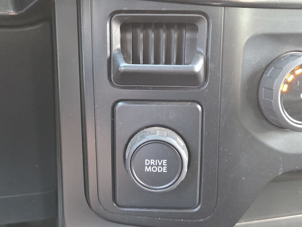 Used 2021 Ford F150 XL w/ STX Appearance Package RWD image 4