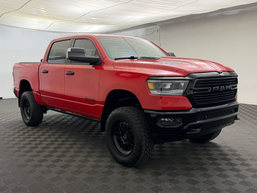 Used 2024 RAM 1500 Laramie AWD/4WD image 7