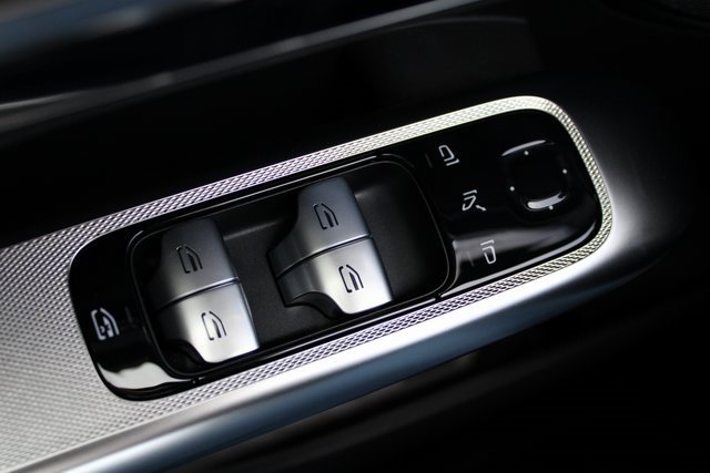 New 2025 Mercedes-Benz GLC 43 AMG 4MATIC image 29