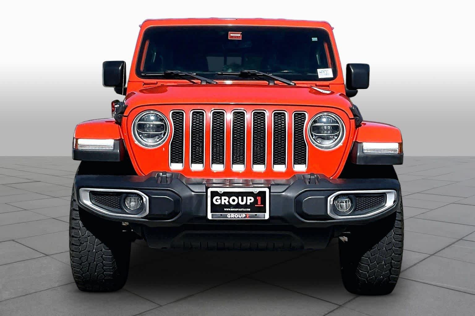Used 2018 Jeep Wrangler Unlimited Sahara AWD/4WD image 4
