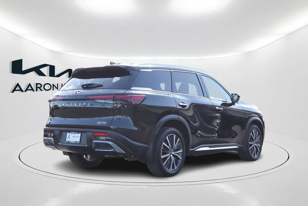 Used 2023 INFINITI QX60 Sensory AWD/4WD image 4