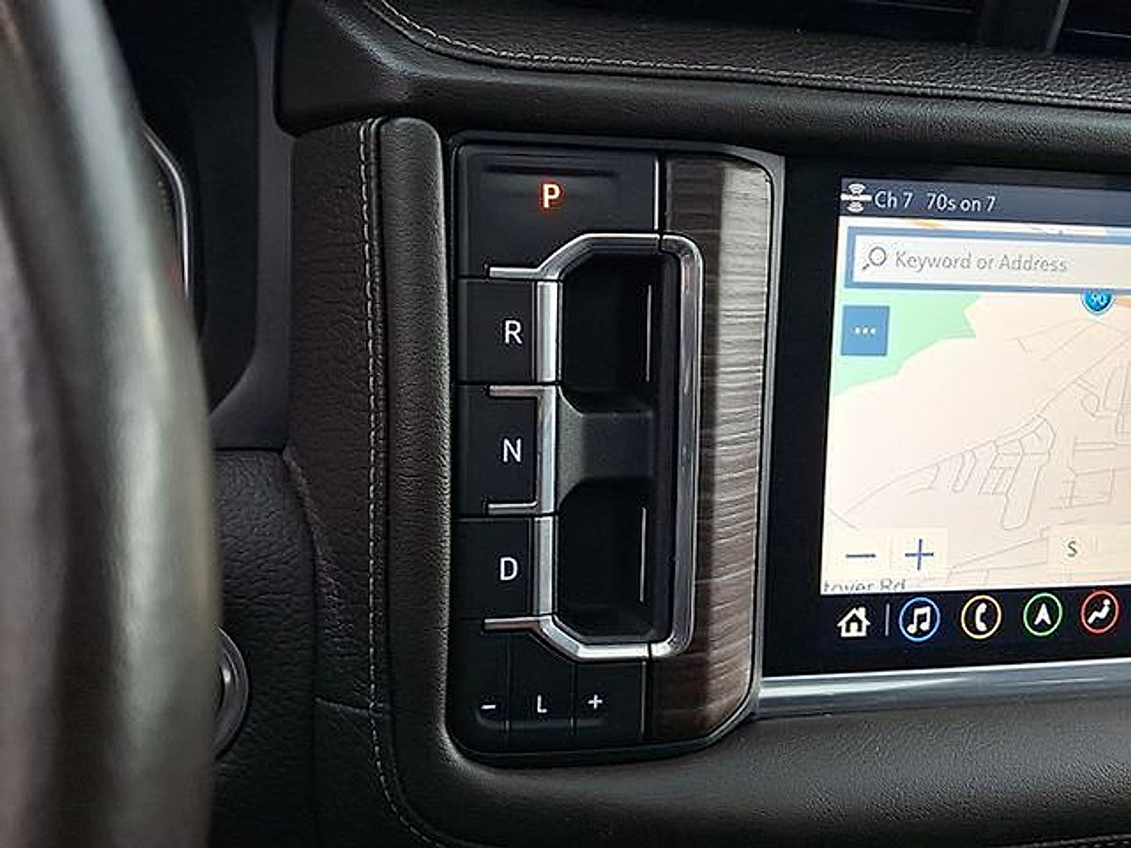 Used 2021 GMC Yukon Denali w/ Denali Ultimate Package AWD/4WD image 25