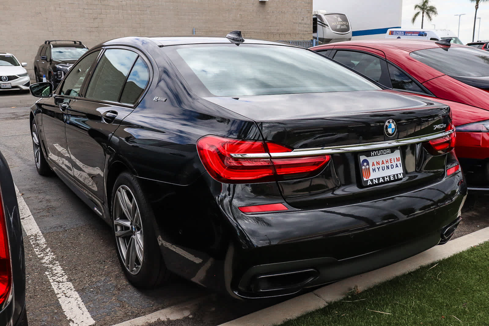 Used 2017 BMW 740e xDrive AWD/4WD image 6