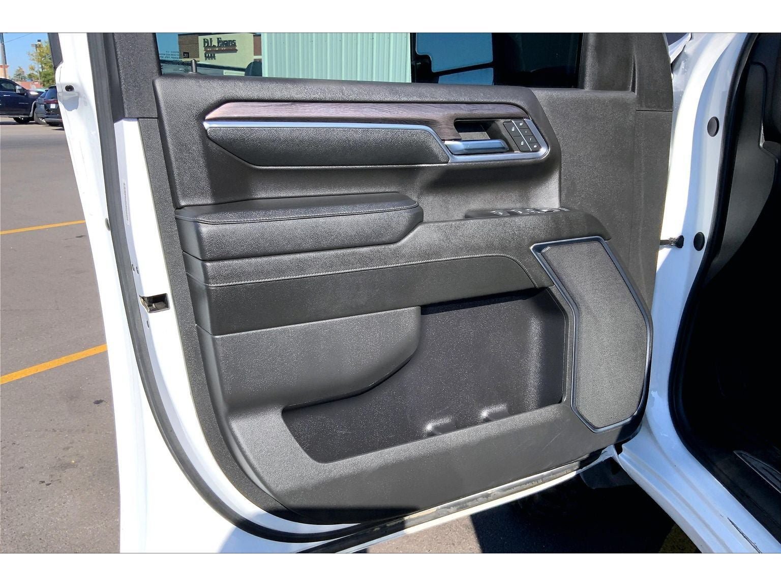 Used 2024 Chevrolet Silverado 3500 LTZ AWD/4WD image 24