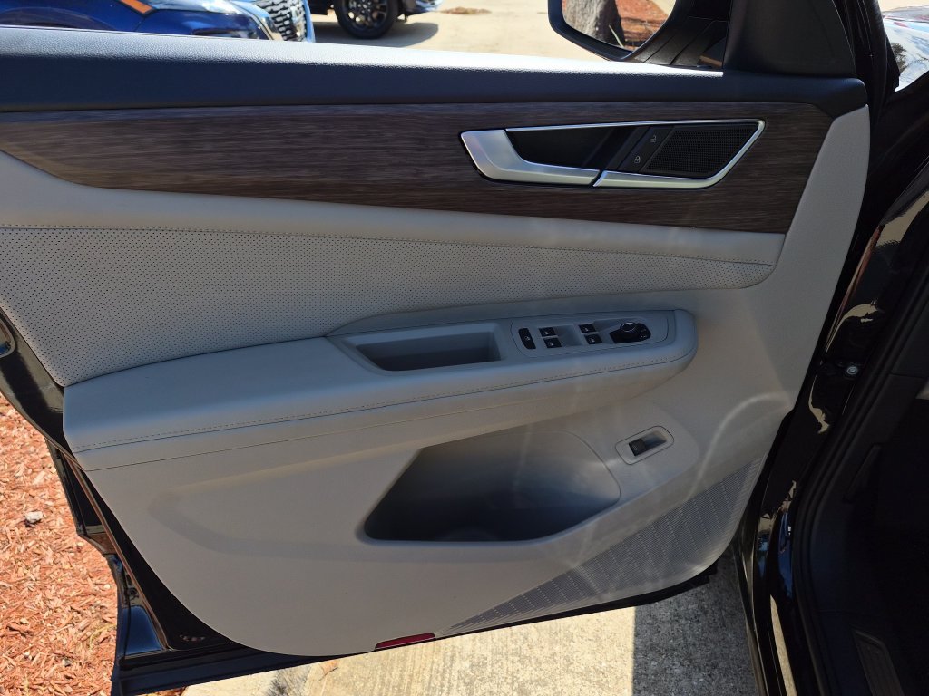 Used 2024 Volkswagen Atlas SEL AWD/4WD image 20