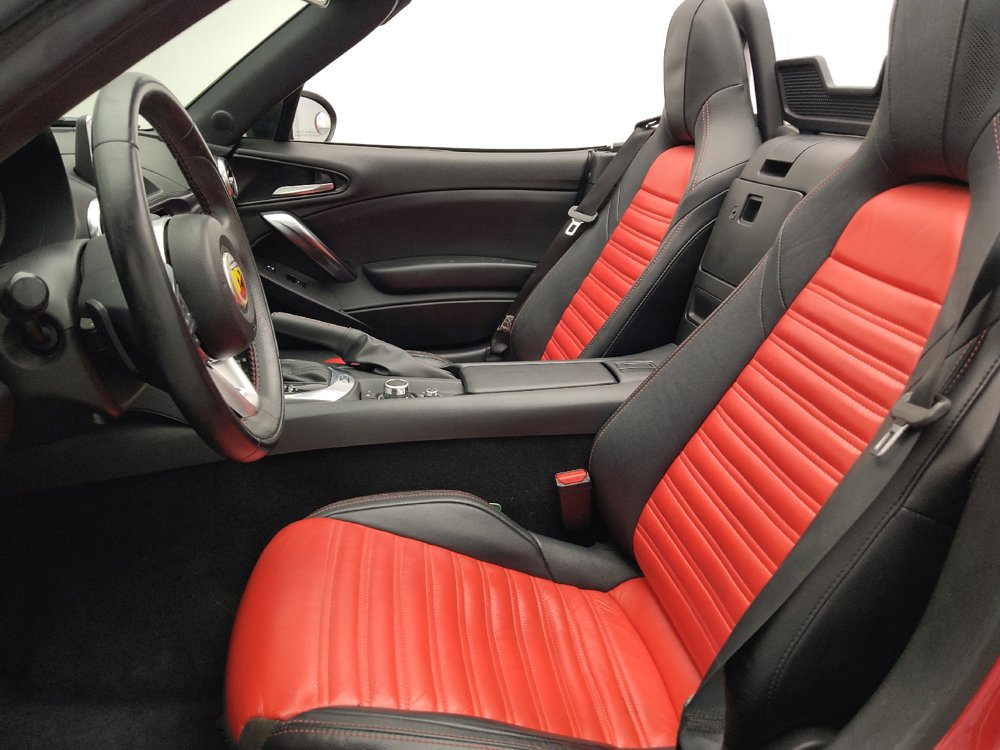 Used 2017 FIAT 124 Spider Abarth RWD image 18