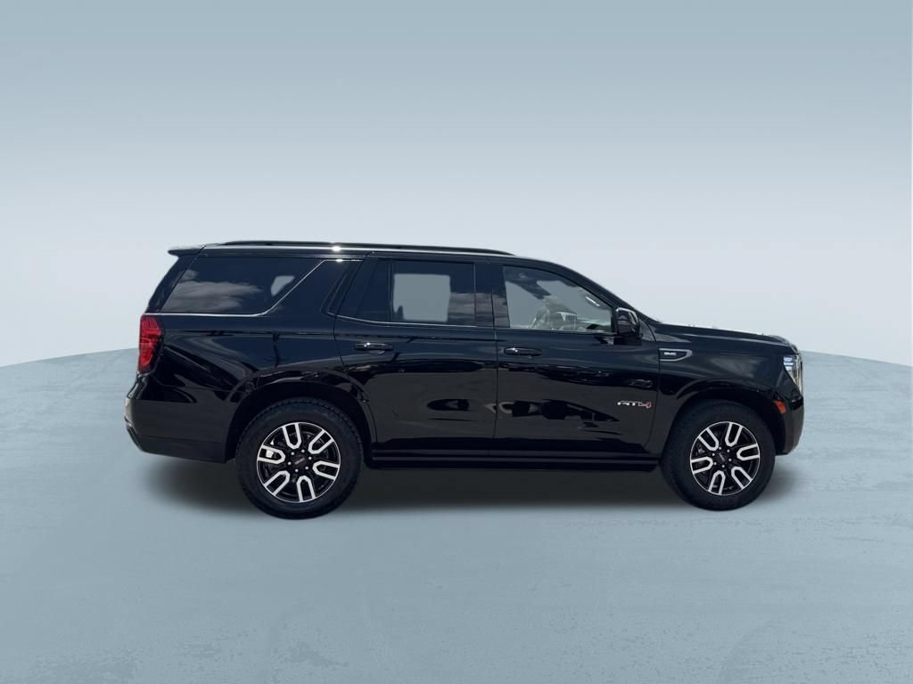 Used 2023 GMC Yukon AT4 AWD/4WD image 9