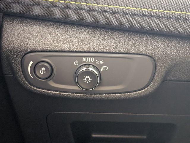 Used 2024 Chevrolet TrailBlazer ACTIV image 22