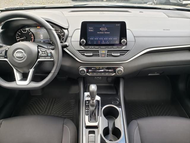 Used 2020 Nissan Altima 2.5 SV image 13