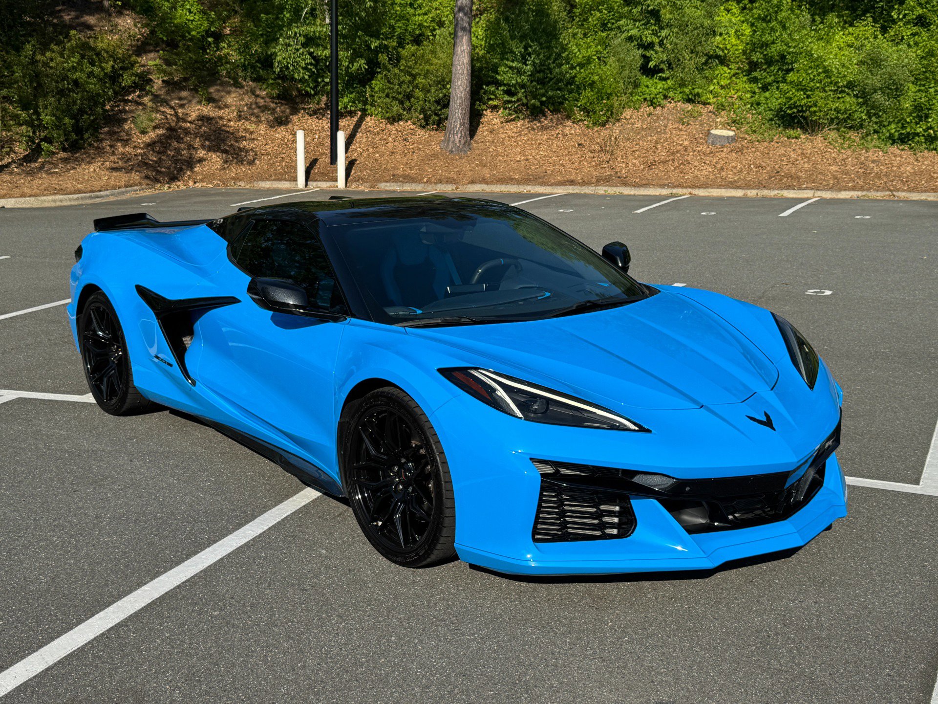 Used 2023 Chevrolet Corvette Z06 w/ Stealth Interior Trim Package RWD image 17