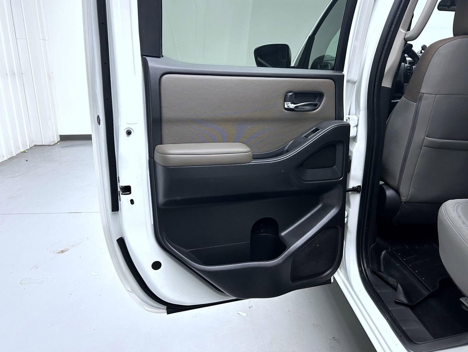 Used 2022 Nissan Frontier SV image 20