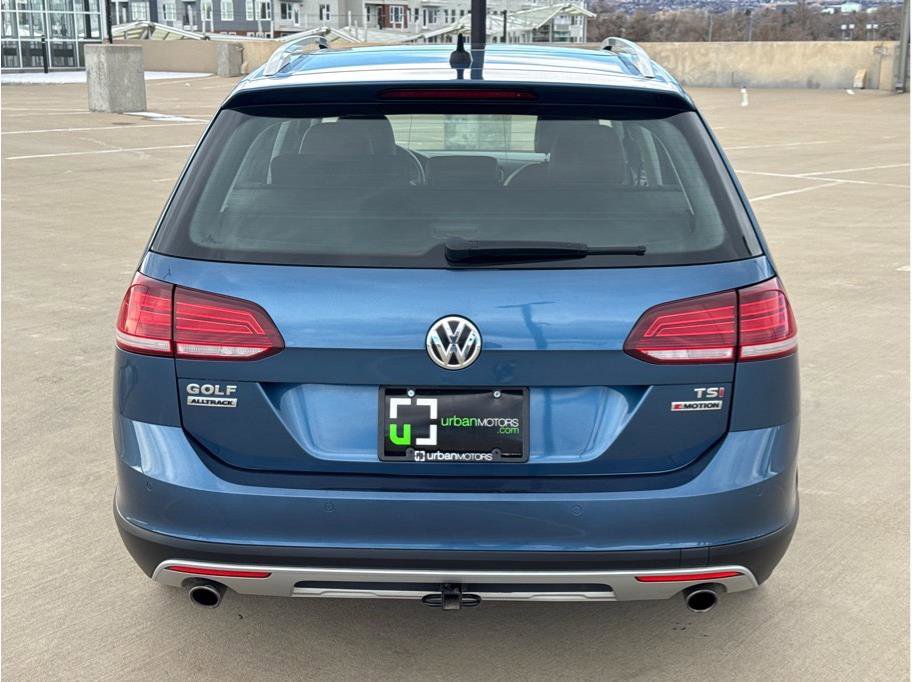 Used 2018 Volkswagen Golf Alltrack SEL image 7