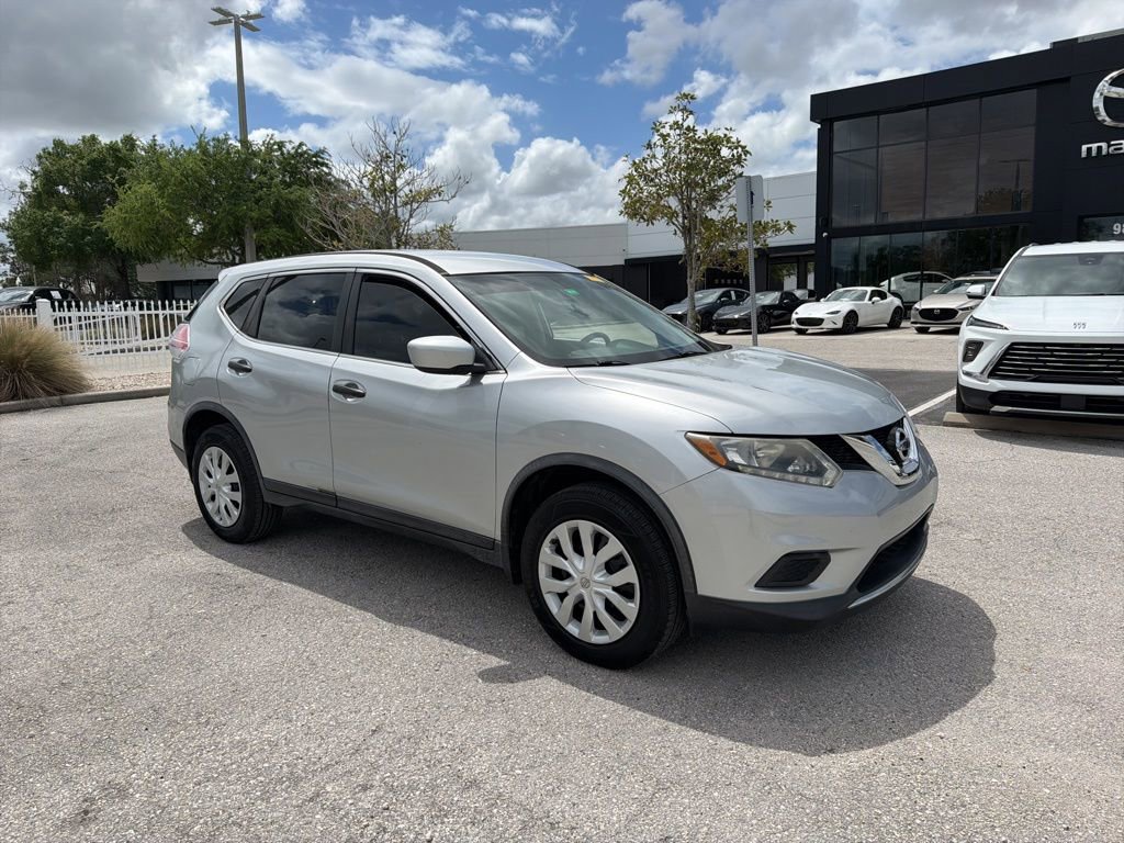 Used 2016 Nissan Rogue S image 3
