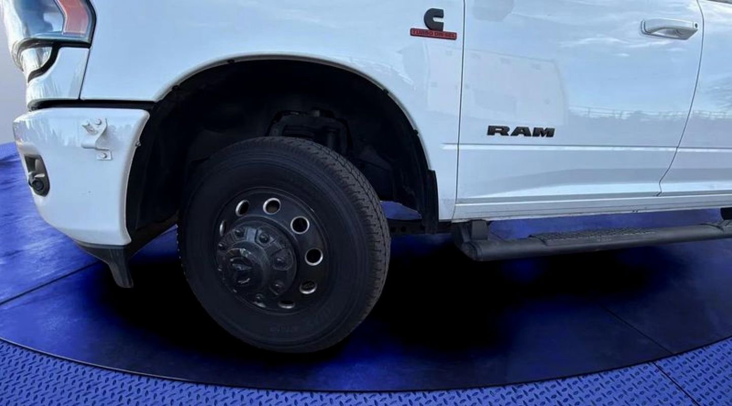 Used 2022 RAM 3500 Big Horn w/ Level C Equiment Group image 26