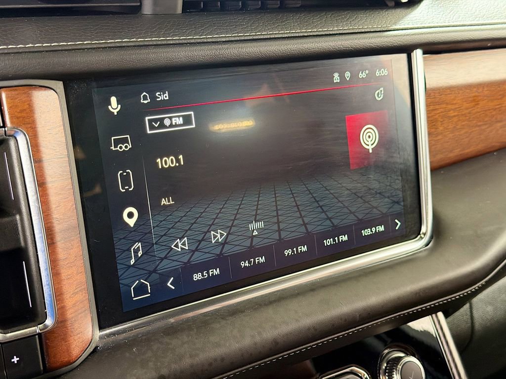 Used 2023 GMC Yukon Denali Ultimate AWD/4WD image 17