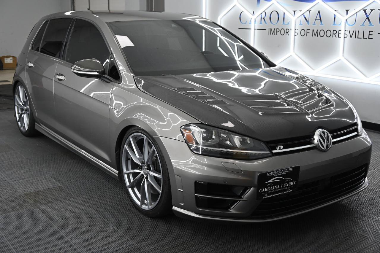 Used 2017 Volkswagen Golf R 4-Door AWD/4WD image 5