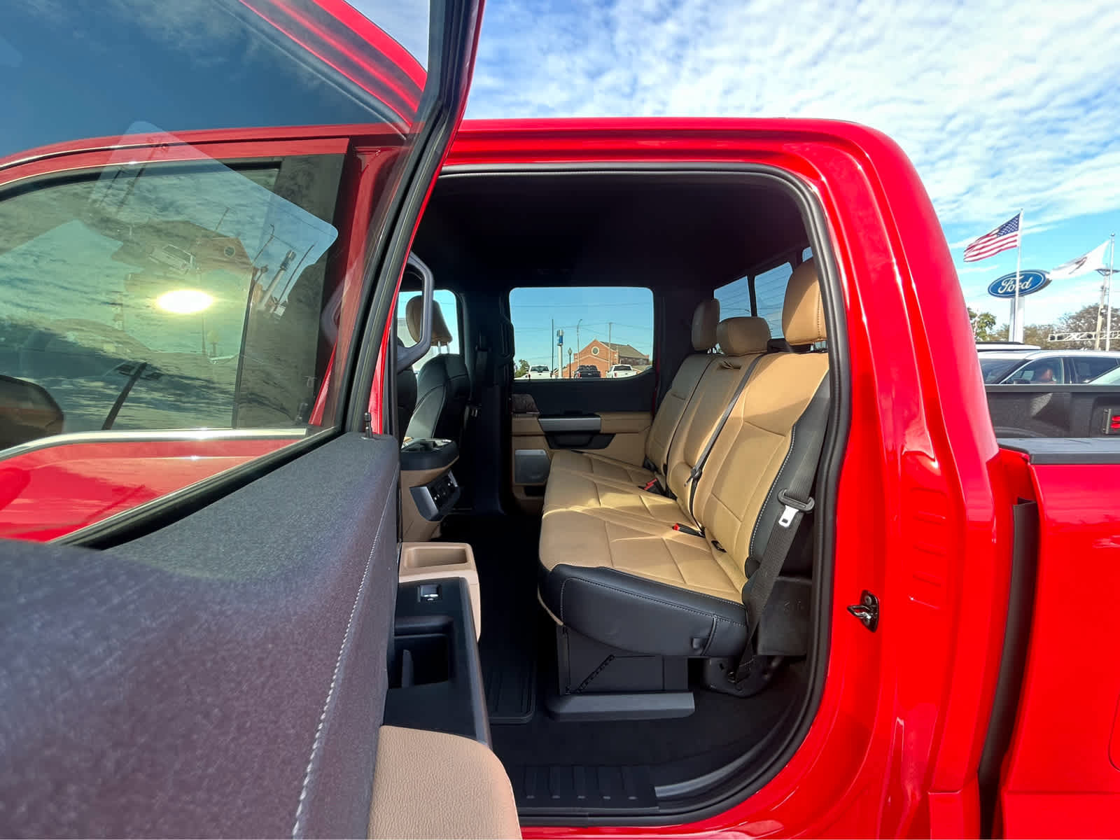 New 2026 Ford F250 Lariat w/ Chrome Package image 12