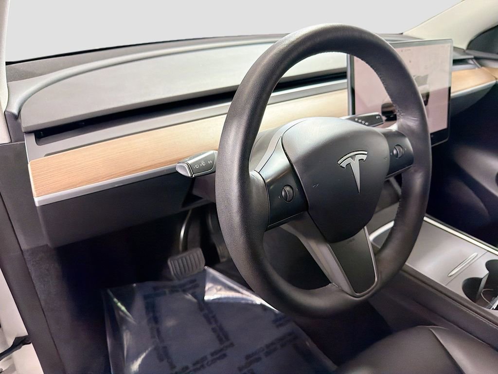 Used 2023 Tesla Model Y Long Range AWD/4WD image 12