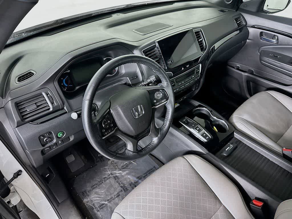 Used 2021 Honda Passport Elite image 2
