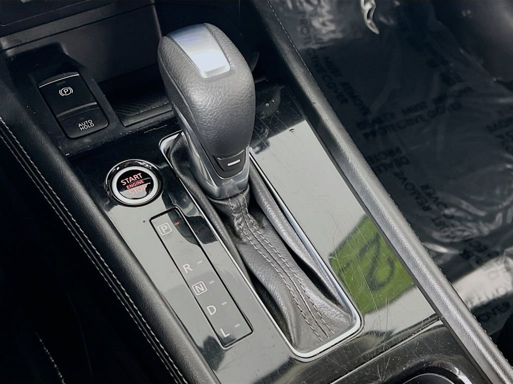 Used 2021 Nissan Kicks SV image 16