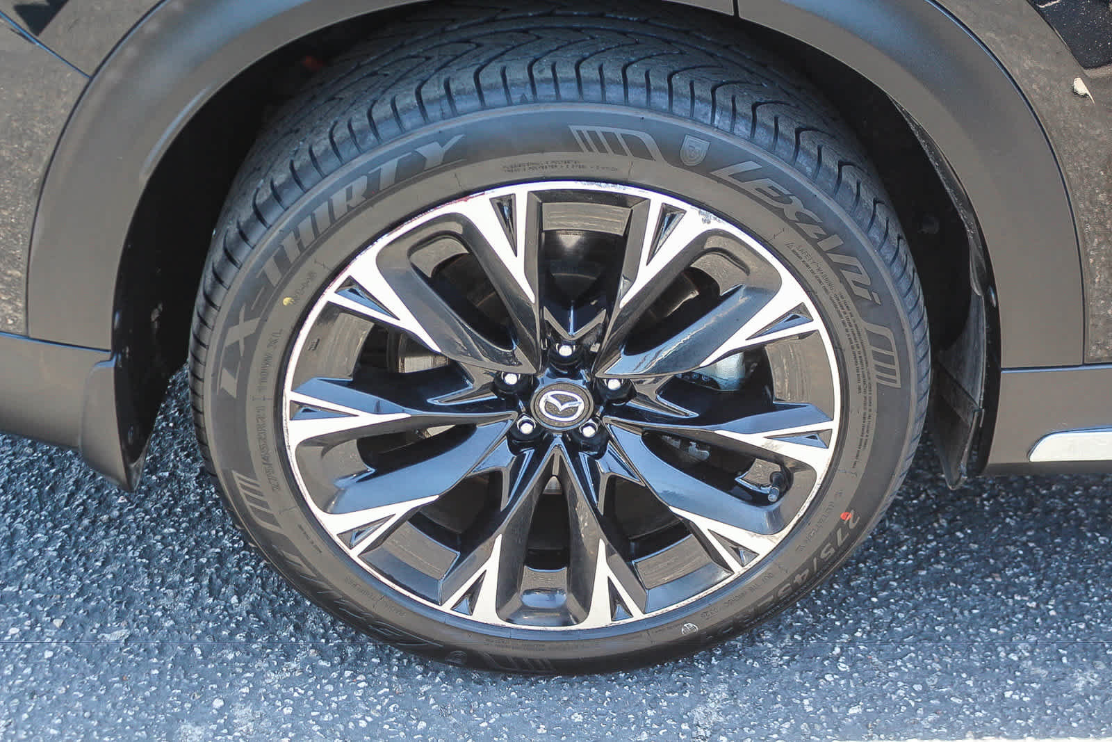 Used 2024 MAZDA CX-90 Plug-In Hybrid w/ Premium Pkg AWD/4WD image 11
