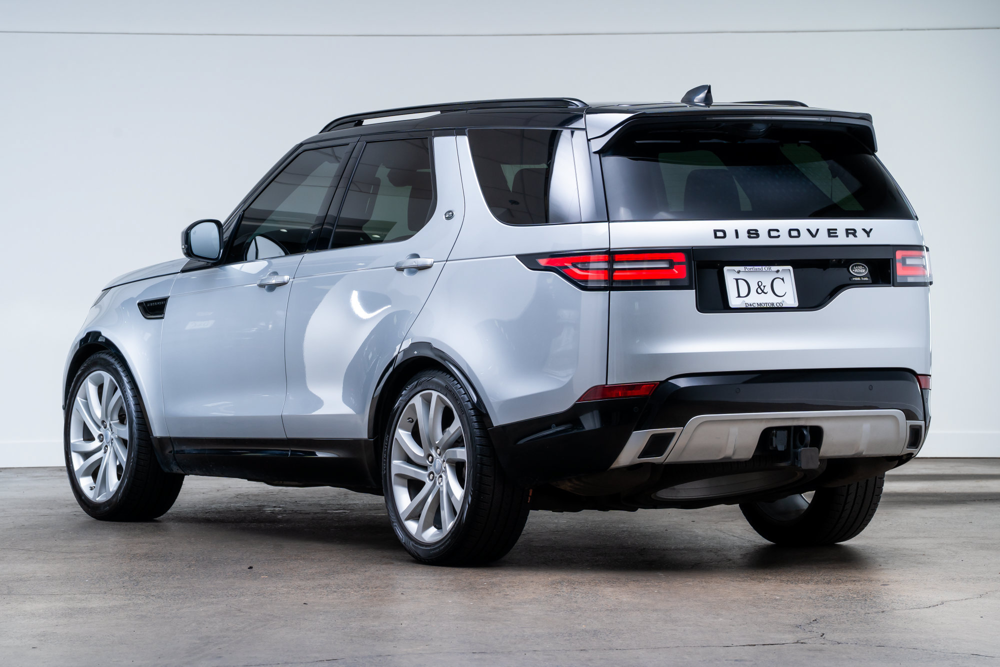 Used 2020 Land Rover Discovery HSE Luxury AWD/4WD image 5