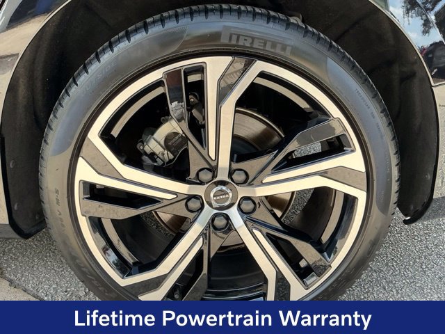 Certified 2024 Volvo S60 B5 Core FWD image 9