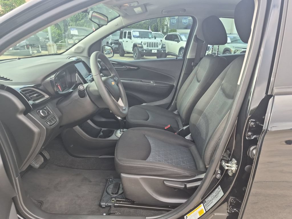 Used 2022 Chevrolet Spark LT FWD image 11