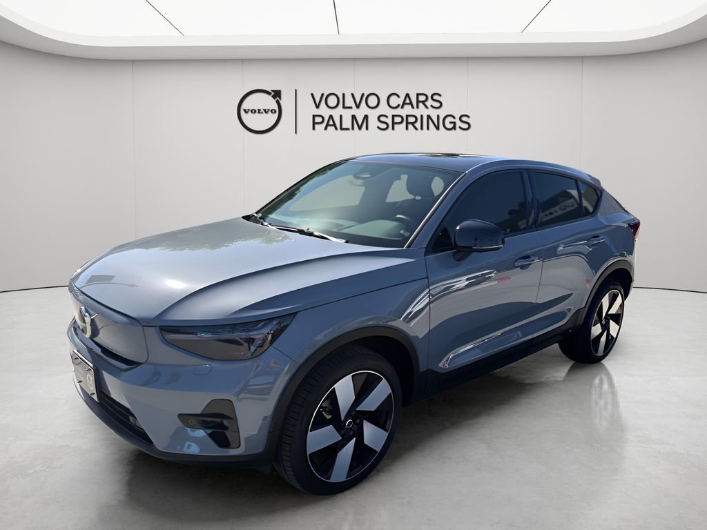 Used 2023 Volvo C40 P8 Recharge Ultimate image 3
