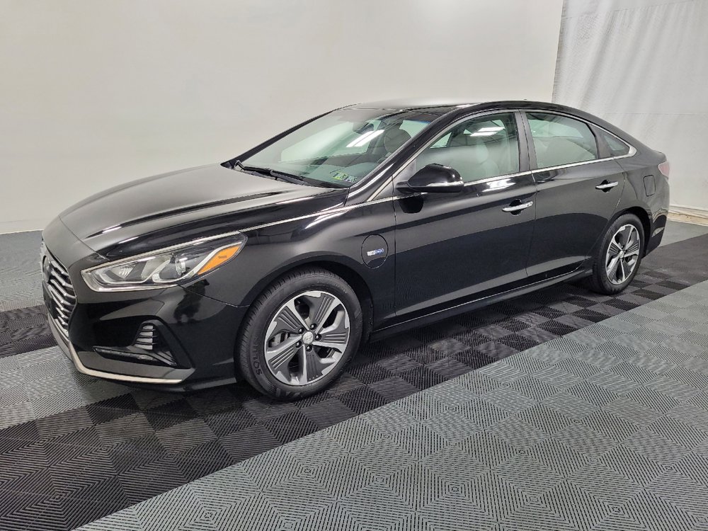 Used 2019 Hyundai Sonata Plug-In Hybrid image 2