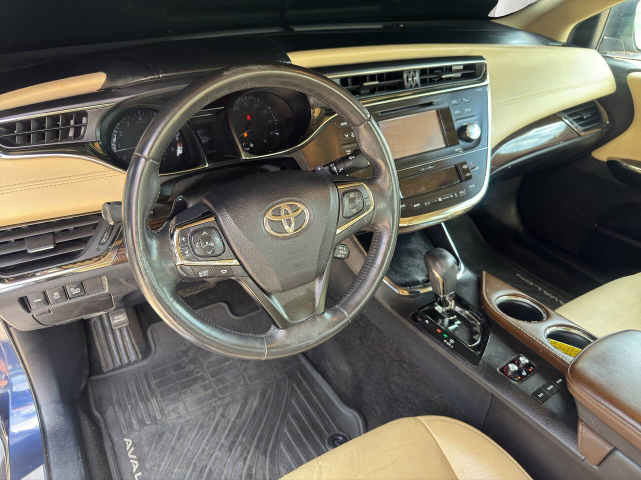 Used 2014 Toyota Avalon XLE Touring image 9