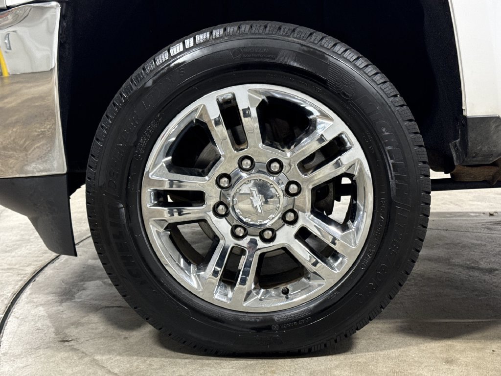 Used 2015 Chevrolet Silverado 2500 LT AWD/4WD image 25