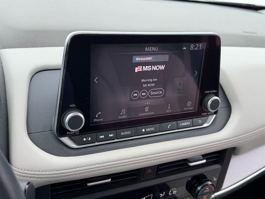 Certified 2023 Nissan Rogue SV w/ SV Premium B Package FWD image 18