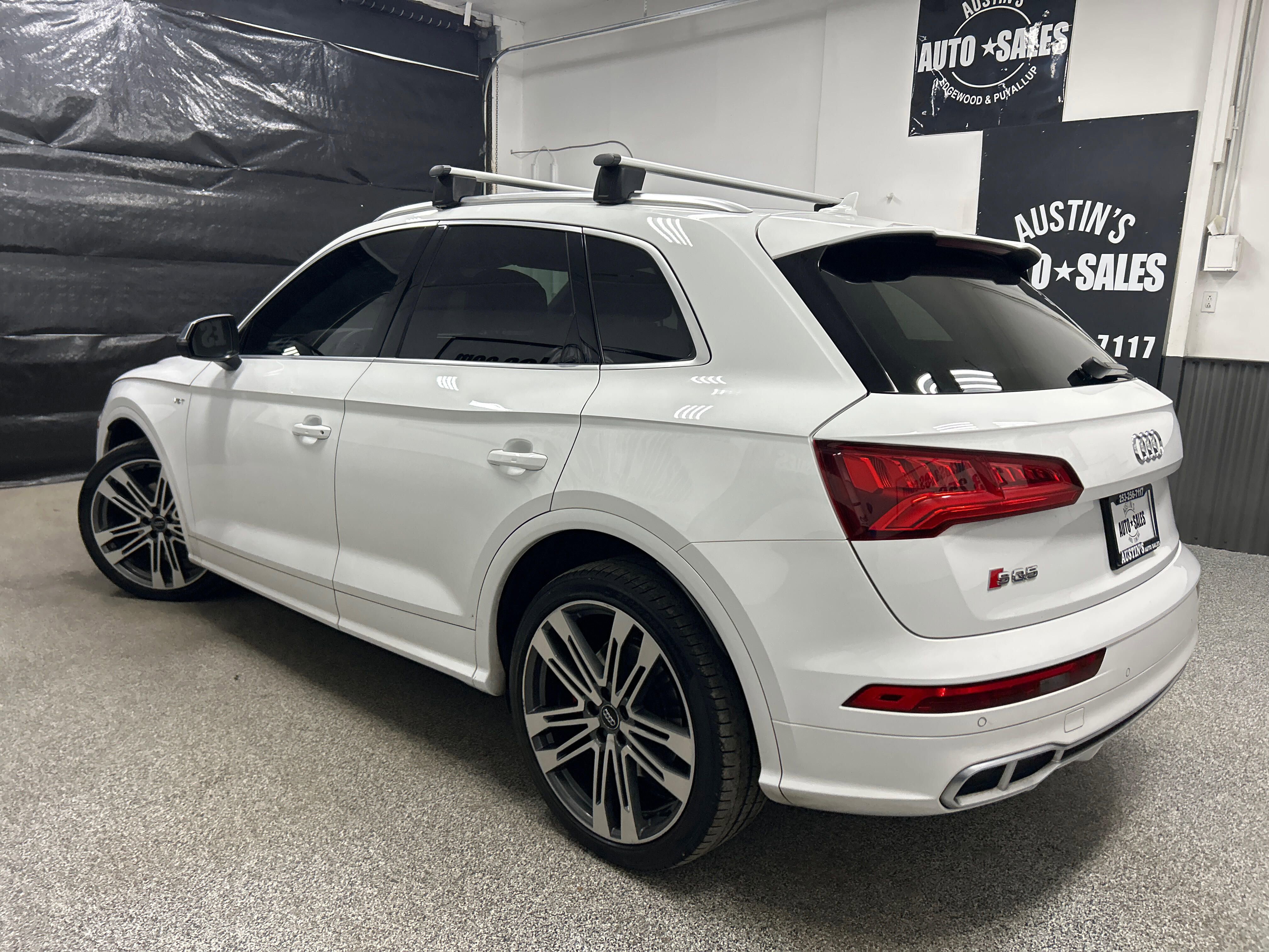Used 2018 Audi SQ5 Prestige AWD/4WD image 4