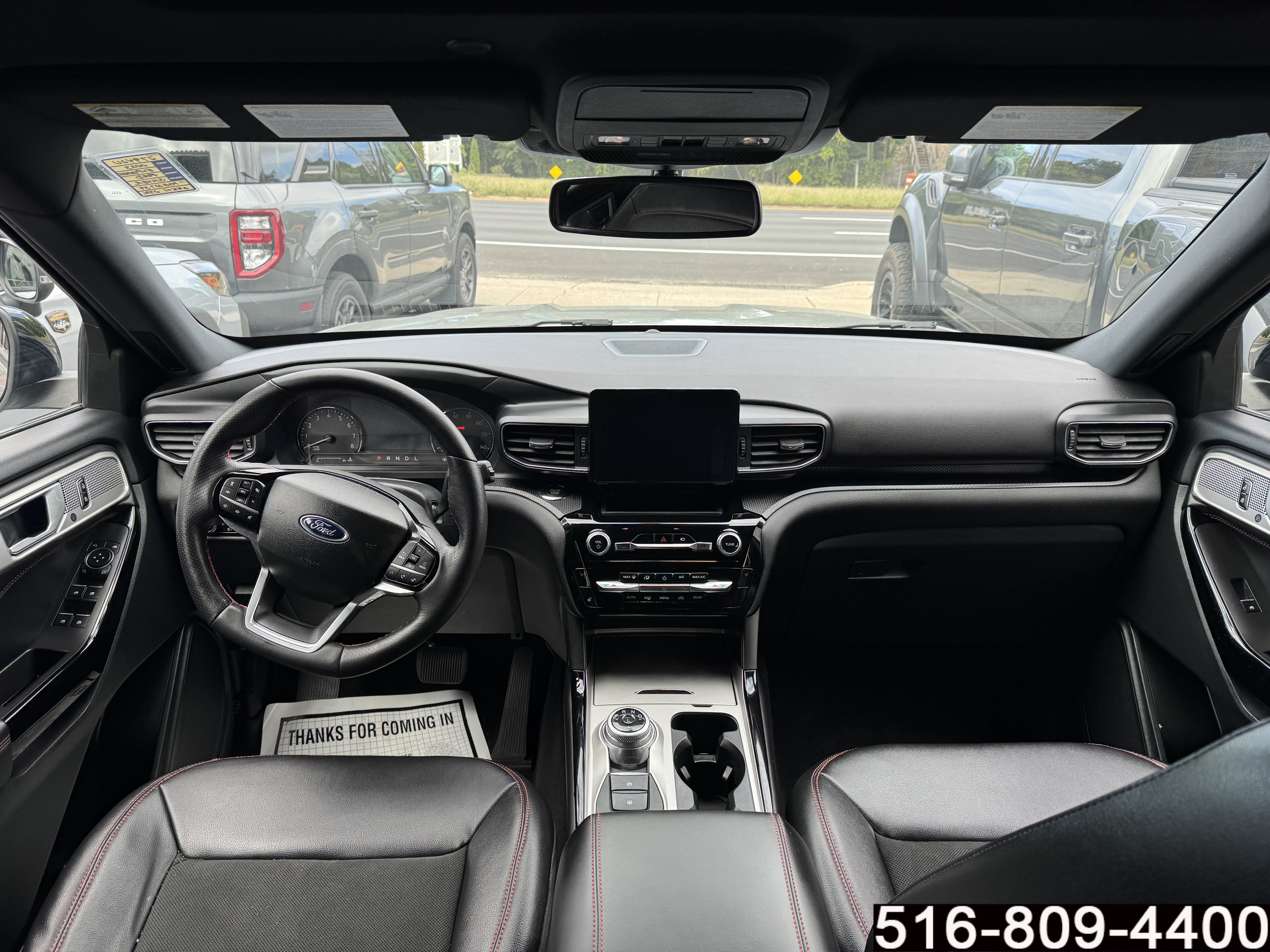 Used 2023 Ford Explorer ST-Line w/ Class IV Trailer Tow Package AWD/4WD image 12