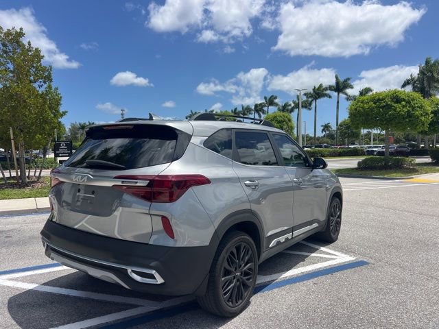 Used 2023 Kia Seltos Nightfall Edition image 16