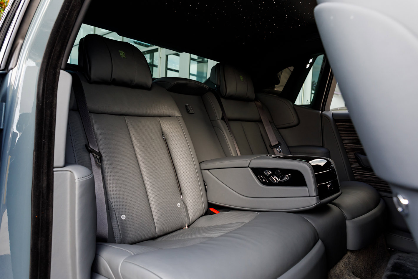 Certified 2023 Rolls-Royce Phantom Sedan w/ The Phantom Package image 41