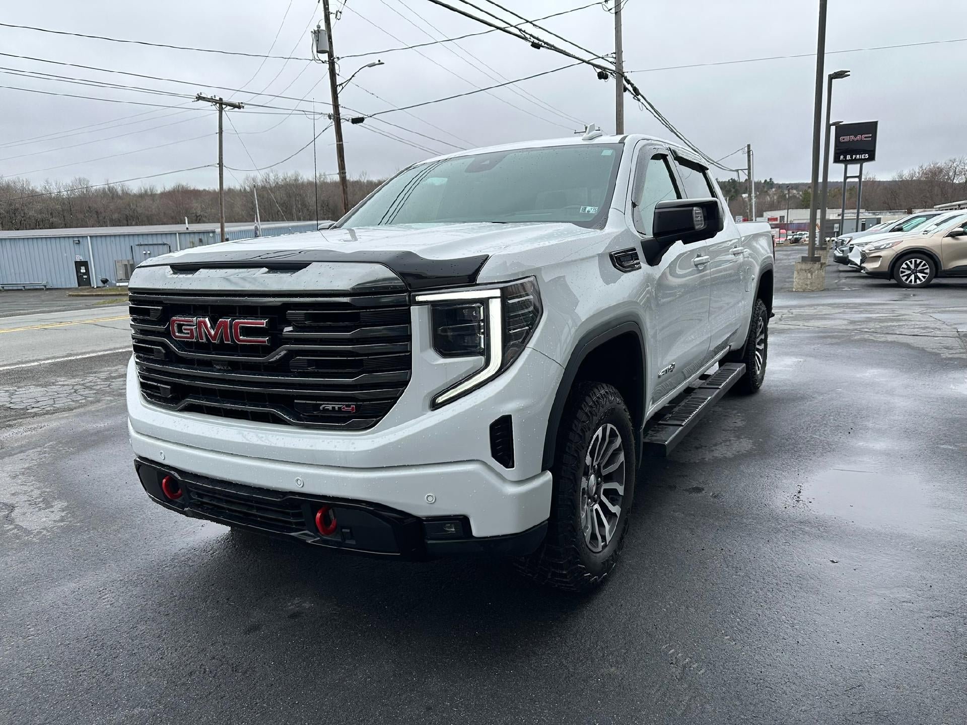 Certified 2023 GMC Sierra 1500 AT4 w/ AT4 Premium Package AWD/4WD image 48