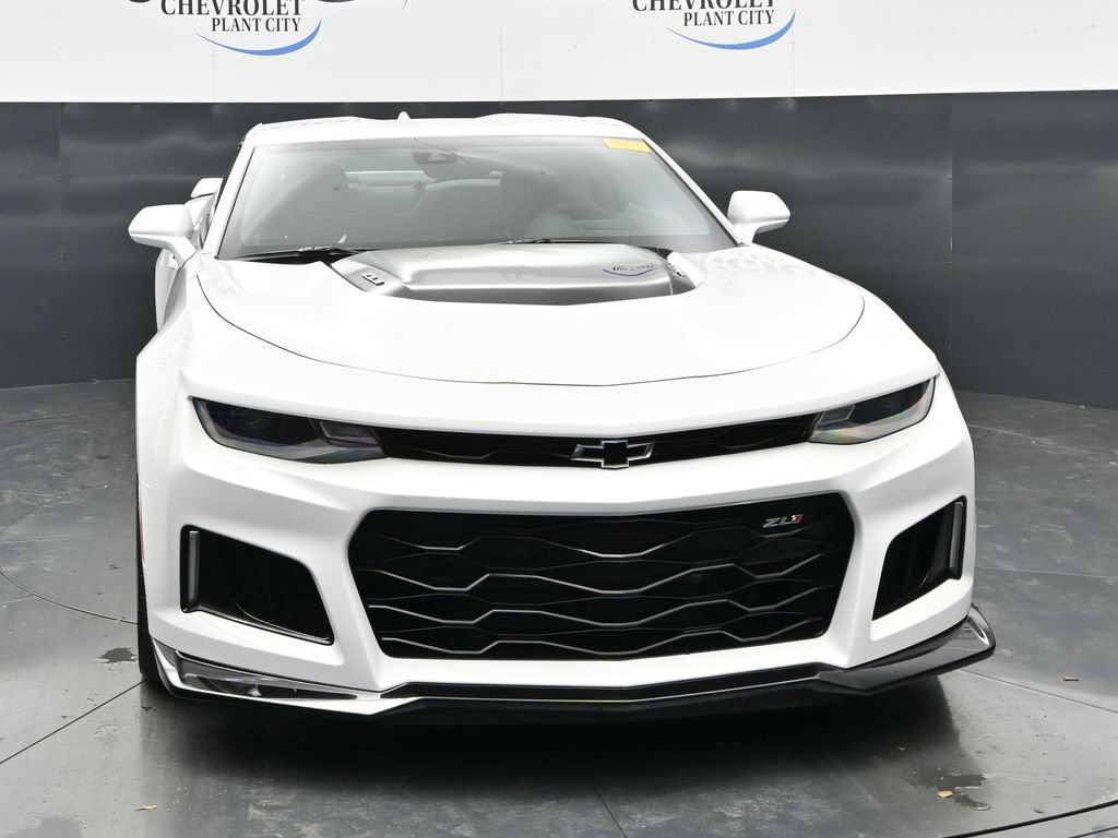 Used 2023 Chevrolet Camaro ZL1 RWD image 2