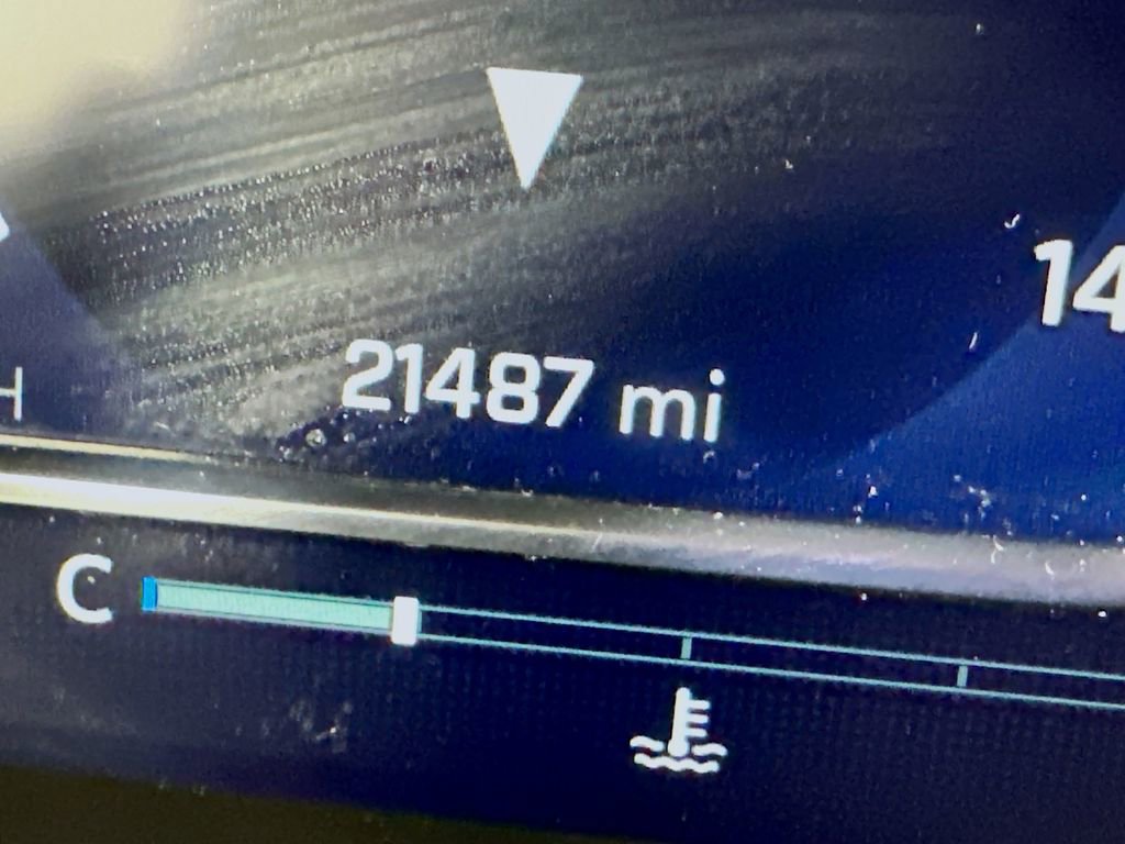 Used 2025 Chevrolet Silverado 2500 LT w/ Convenience Package image 33