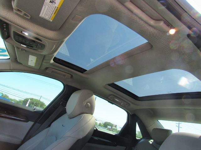 Used 2018 Cadillac CT6 Premium Luxury w/ Super Cruise Package AWD/4WD image 19