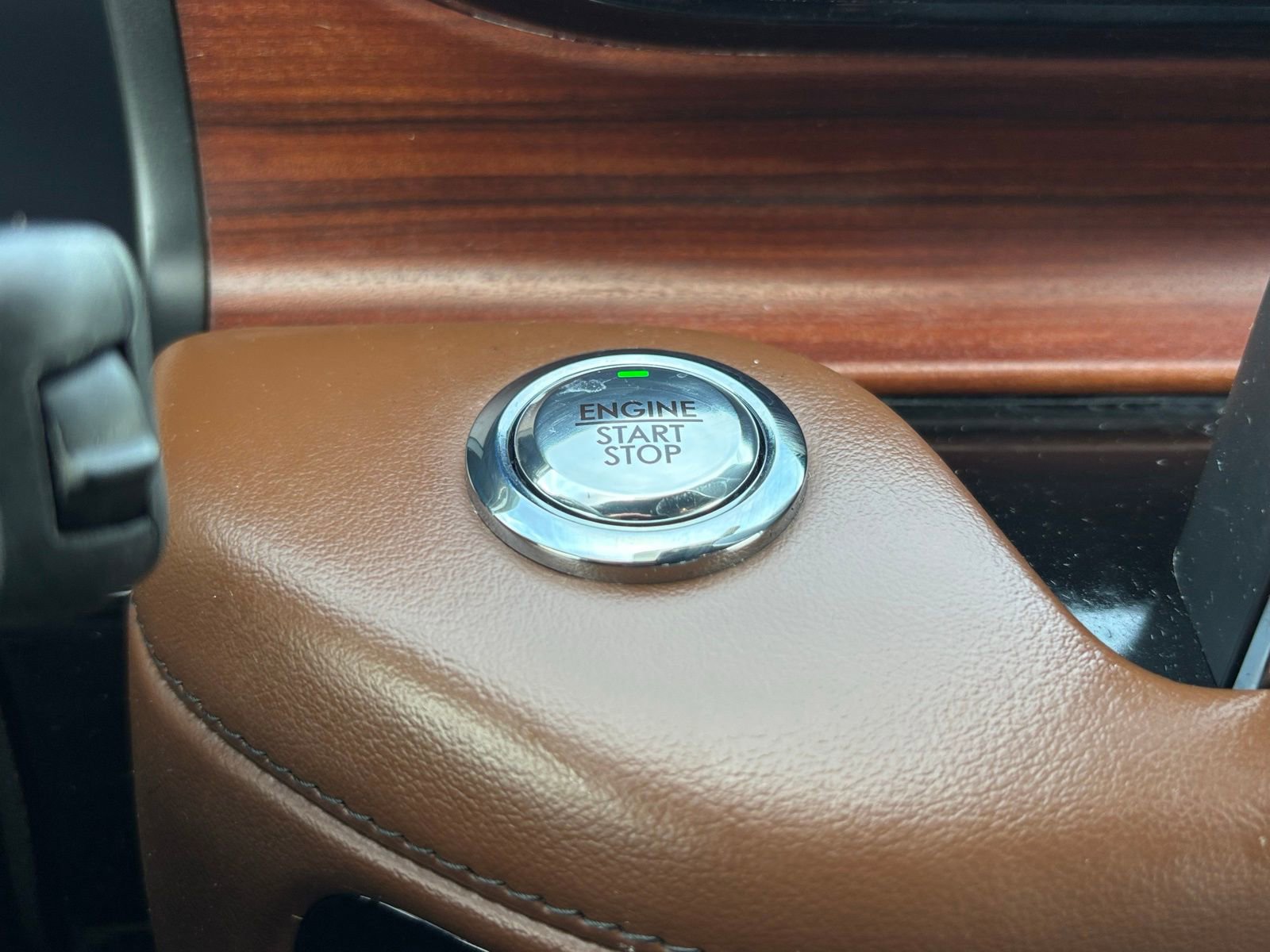 Used 2022 Lincoln Aviator Reserve w/ Equipment Group 201A image 27