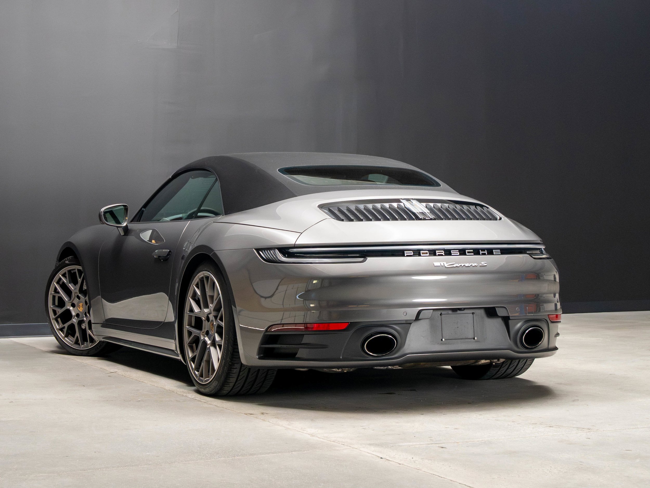Certified 2022 Porsche 911 Carrera S RWD image 3