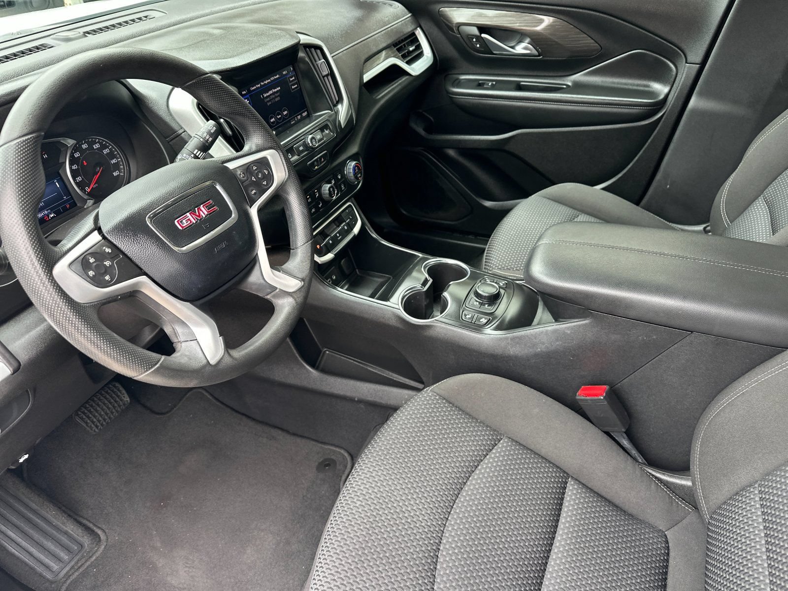 Used 2023 GMC Terrain SLE w/ Driver Convenience Package FWD image 10