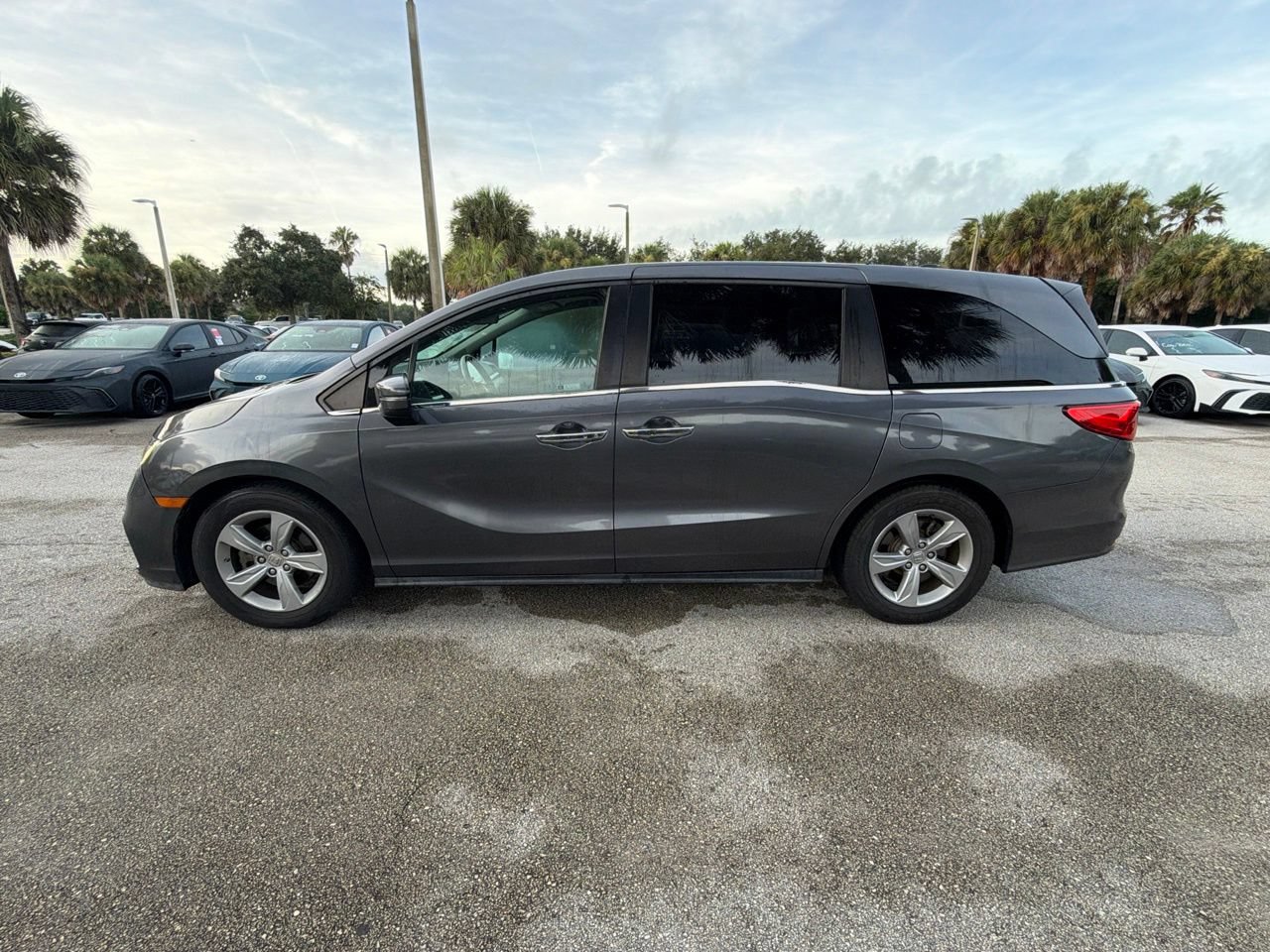 Used 2019 Honda Odyssey EX-L image 2