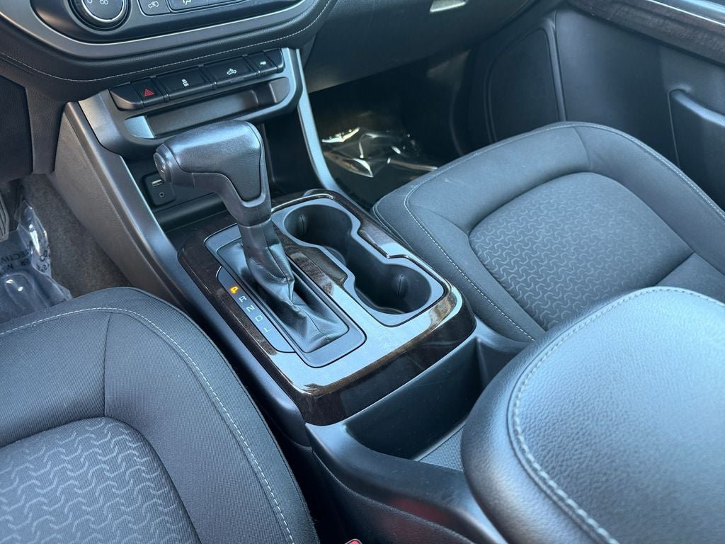 Used 2018 GMC Canyon SLE AWD/4WD image 18